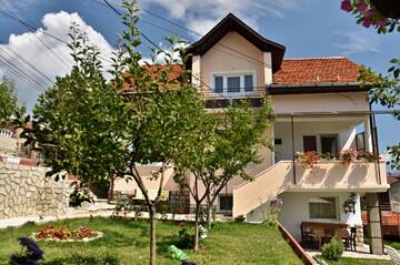 Фотографии Гостевой дом Saint Maria Guest House г. Велинград (Болгария) №1 Фото Гостевой дом Saint Maria Guest House г. Велинград 1