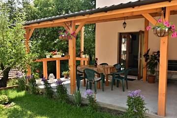 Фотографии Гостевой дом Saint Maria Guest House г. Велинград (Болгария) №2 Фото Гостевой дом Saint Maria Guest House г. Велинград 2