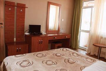 Фото номера Двухместный номер с 2 отдельными кроватями Отель Balneo &amp; SPA Hotel Aura г. Велинград 4