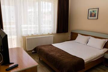 Фото номера Двухместный номер с 1 кроватью и балконом Гостевой дом Guest House Elena г. Велинград 9