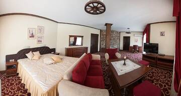 Фото номера Апартаменты с видом на бассейн Гостевой дом Residence Velingrad г. Велинград 2