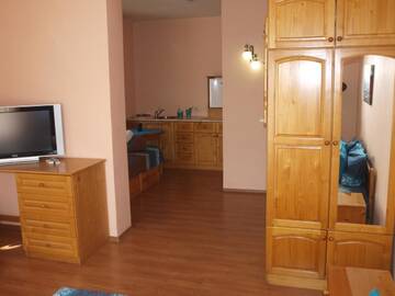 Фото номера Четырехместный номер &quot;Комфорт&quot; Гостевой дом Guest House Gergevana г. Велинград 2