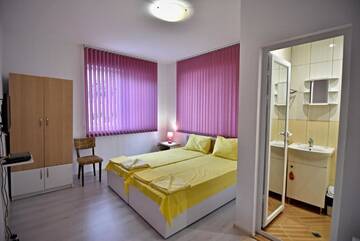 Фото номера Двухместный номер Делюкс с 1 кроватью Гостевой дом Saint Maria Guest House г. Велинград 3