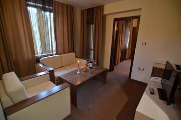 Фото номера Суперлюкс с балконом Отель Spa Hotel Kleptuza г. Велинград 2