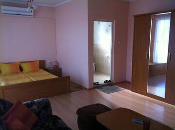 Фото номера Полулюкс с балконом Отель Family Hotel Velevi г. Велинград 4