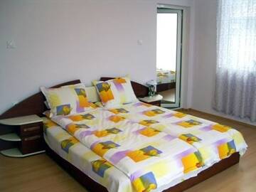 Фото номера Двухместный номер с 1 кроватью и балконом Отель Family Hotel Velevi г. Велинград 8