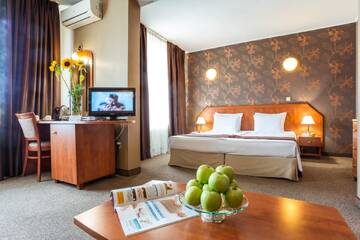 Фото номера Полулюкс с балконом Отель Park Hotel Olymp &amp; SPA г. Велинград 2