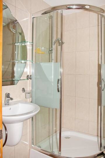 Фото номера Двухместный номер с 1 кроватью и балконом Гостевой дом Guest House London г. Велинград 4