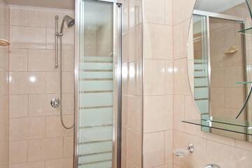 Фото номера Двухместный номер с 1 кроватью и балконом Гостевой дом Guest House London г. Велинград 11
