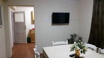 Фото номера Апартаменты с 2 спальнями Гостевой дом Guest House Radoychevi г. Велинград 3