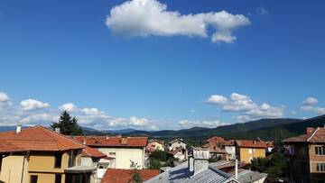 Фото номера Апартаменты с 2 спальнями Гостевой дом Guest House Radoychevi г. Велинград 6